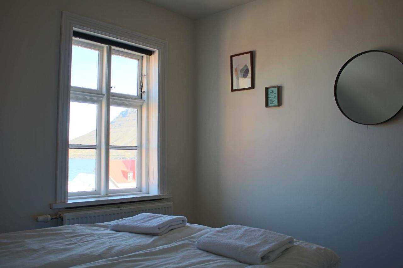 Mánagisting Guesthouse Ísafjörður Exteriér fotografie